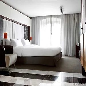 https://sofitel-berlin-gendarmenmarkt.find-berlin-hotels.com